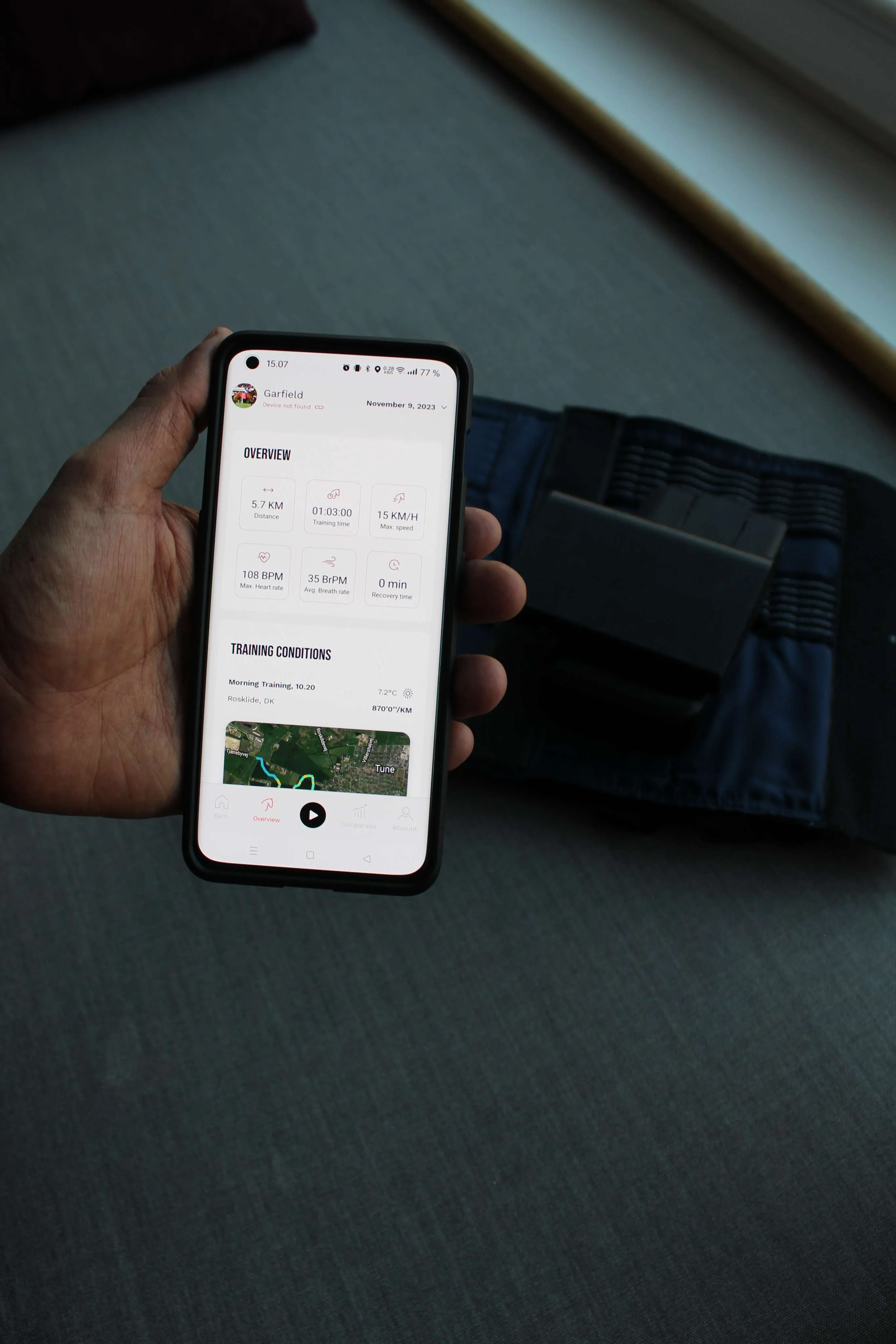 Application Ceinture Intelligente en main